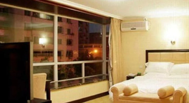 Xingfa Hotel, Prenota Hotel Hotel a Sichuan con parcheggio, Parcheggio