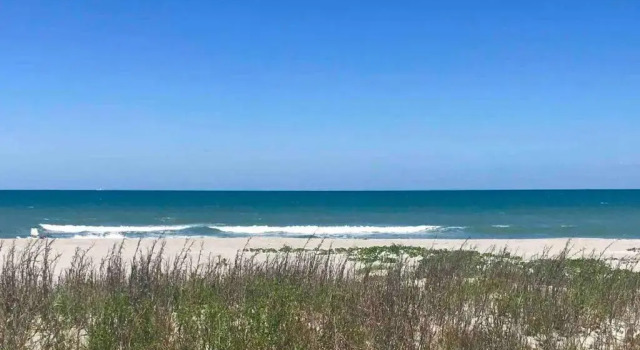 Sparkling 2bed 1bath Beach Home - Unit 214, Varaa Hotelli Cape Canaveral Space Coast