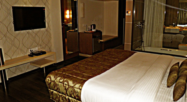 Sentosa Resorts and Water Park, 预订 酒店 Wakad 马哈拉施特拉邦