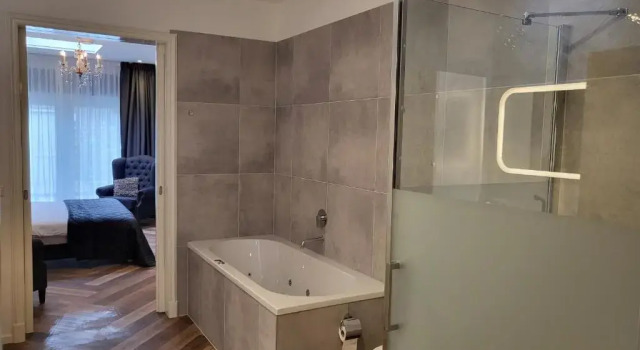Апартаменты Цокольный этаж Boutique Hotel Huys van Leyden