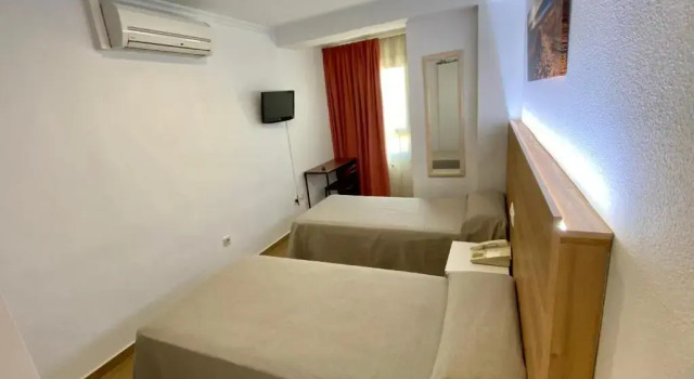 Двухместный номер Superior Hostal Pensimar