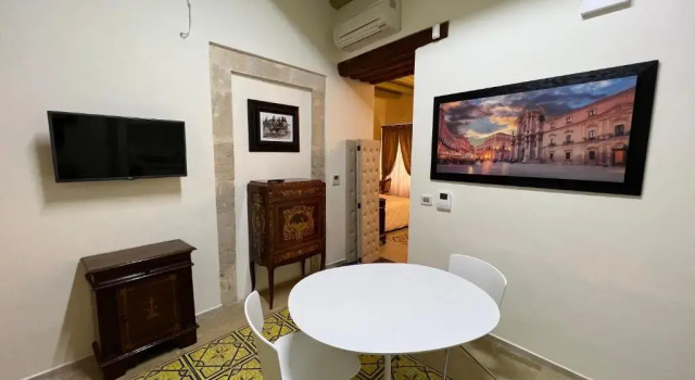 Полулюкс Ortigia Royal Suite
