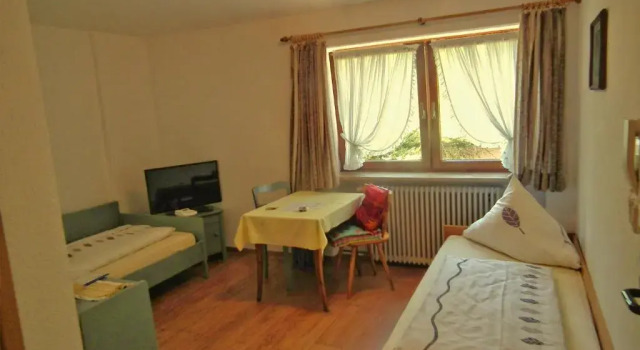 Студия Gästehaus zur Färbe Apartments
