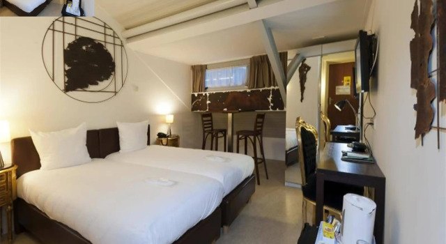 FLOATS by H2OTEL