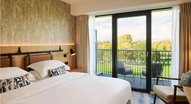 Номер Standard с балконом The Belfry Hotel & Resort