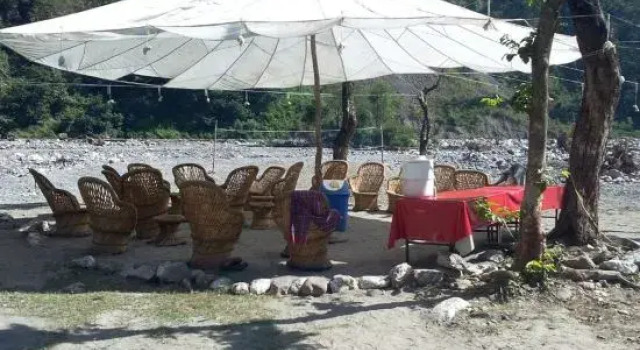 Camp Rafting Masti, Rezervovat Hotel Narendranagar Uttarakhand