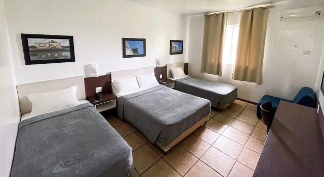 Трёхместный номер Standard с видом на сад Camboa Hotel Paranaguá