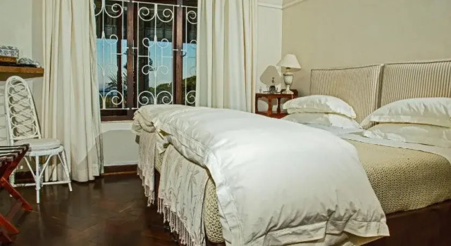 Golf House, Забронировать Отель Саутбрум Durban South Coast, рядом с Southbroom Golf Club