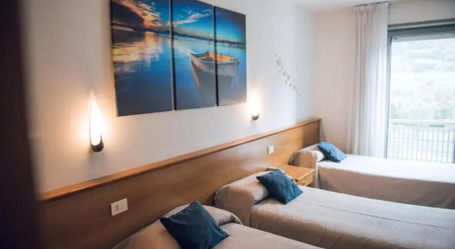 Четырёхместный номер Standard Hotel Everest Arco