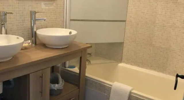 Standart tek kişilik oda La Bastide des Golfs