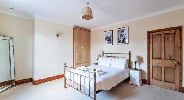 Коттедж The Cottage in Chester, Sleeps 6 with FREE Parking