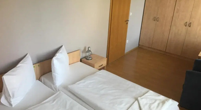 Relax Hotel Stork, Забронировать Отель Отели в центре Леднице, в центре