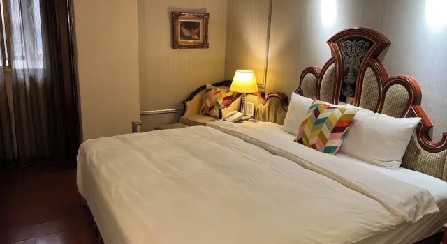Двухместный номер Standard Happiness Hotel