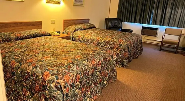 Standard- firedobbelt værelse AmeriVu Inn and Suites