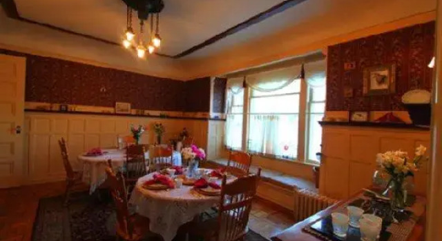 Waverly Inn, Book Hotel Wysox Pennsylvania