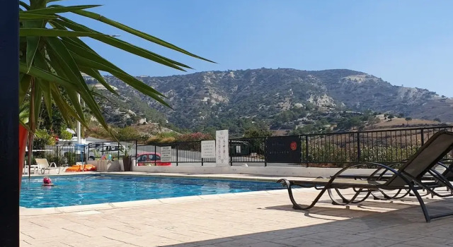 Студия Studio/scenic Views/pool/air Con/near Attractions
