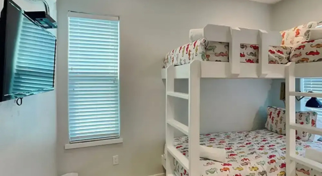 Brew Lagoon by Silver Sands Vacation Rentals, Rezerwuj Dom wakacyjny Wille w Houston, Willa