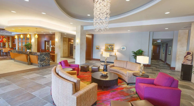 Hampton Inn Houston Downtown, Забронировать Отель Хьюстон - центр города Хьюстон, рядом с Станция хьюстонского скоростного трамвая "Белл"