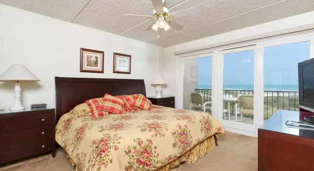 Beach House Condominiums by Padre Island Rentals, Buchen Sie Hotel Hotels in Padre Island mit Pool, Schwimmbad