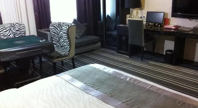 Mayford Hotel, Rezerwuj Hotel Hotele w Guiyang z parkingiem, w pobliżu Jiaxiu Tower, Parking