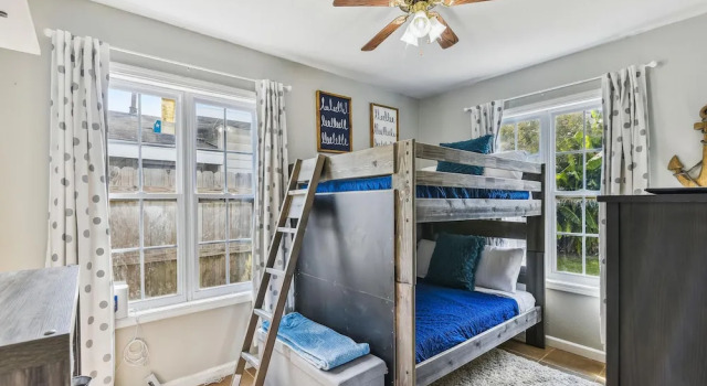 Коттедж Bonita Beach House by Ryson Vacation Rentals
