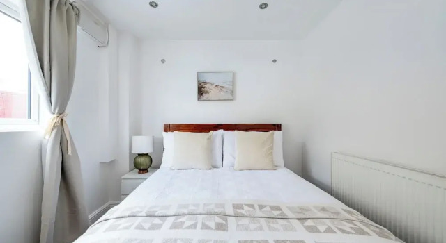 2 Bedroom flat in Putney by the river, Забронировать Апартаменты/квартира Лондон Большой Лондон, рядом с Природный заповедник London Wetland Centre