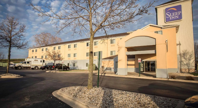 Кровать в общем номере Sleep Inn Rockford I-90