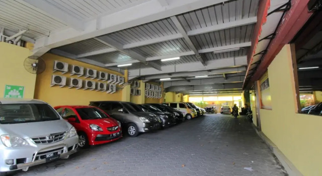 Airy Premier Tunjungan Walikota Mustajab 29 Surabaya, Rezerwuj Hotel Hotele 3-gwiazdkowe w Surabaja, w pobliżu Tunjungan Mall, 3*