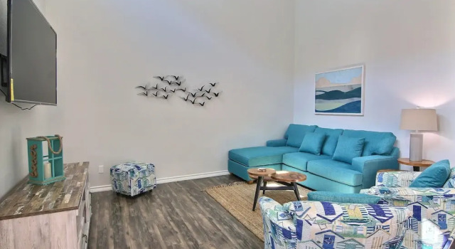 Full Sail 2 Bedrooms 2 Bathrooms Townhouse