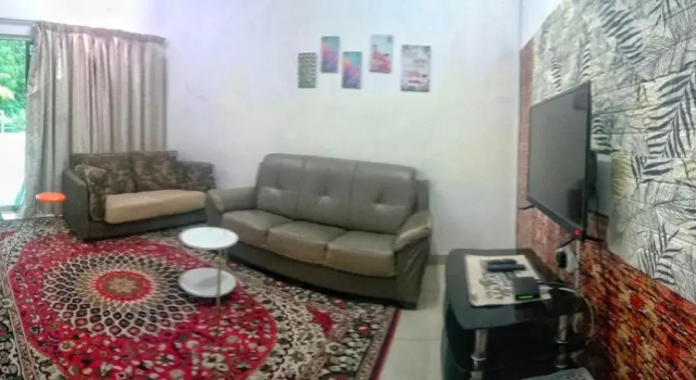 Homestay Lestari KLIA