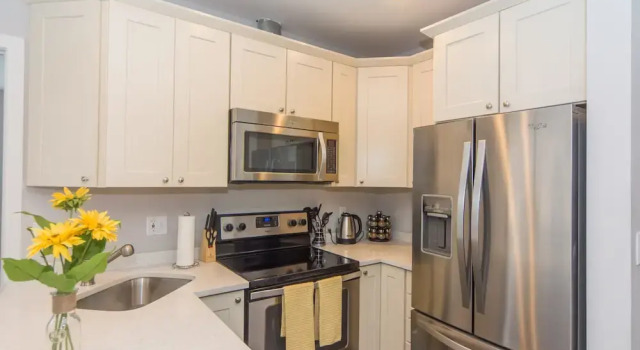 BOS004 2 Bedroom Apartment By Senstay, Rezerwuj Apartament East Boston Boston