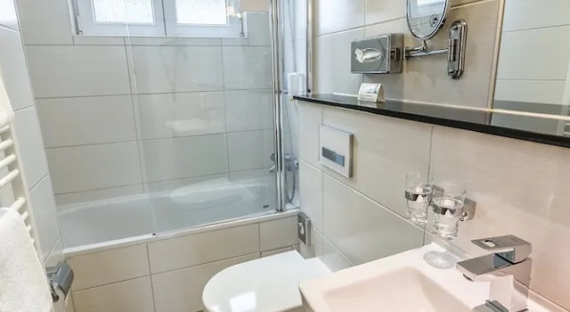 Четырёхместный полулюкс Hotel Lousberg