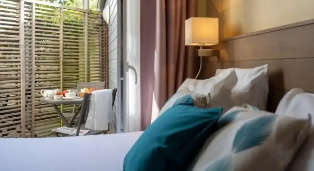 Четырёхместный номер Comfort Accostage Hôtel Plage de la Concurrence