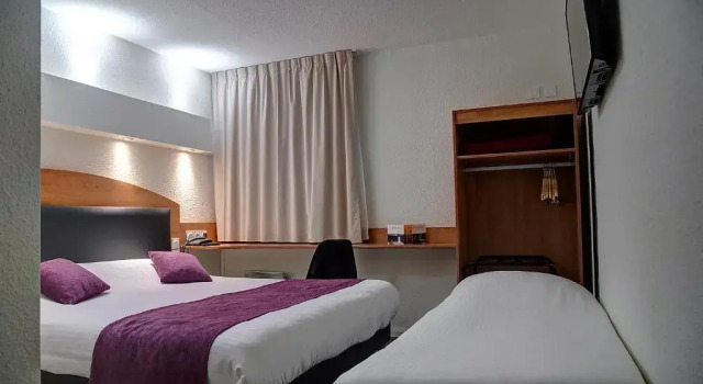 Трёхместный номер Standard Logis Hôtel, Le Relais de Sassenage