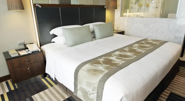 Номер Premium Отель The Landmark Bangkok