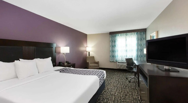 Двухместный номер Standard La Quinta by Wyndham Blue Springs
