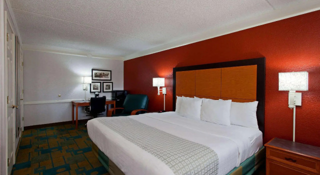 Двухместный номер Standard La Quinta Inn by Wyndham Costa Mesa Orange County