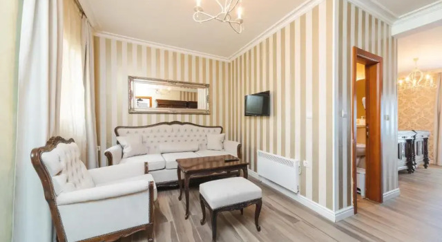 Люкс Royal Mali Hotel Porat