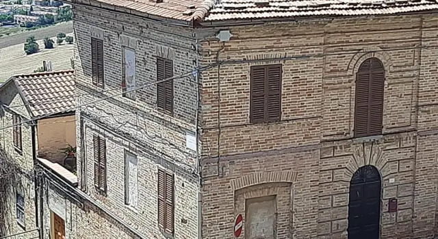 Апартаменты Appartamento per vacanze in palazzina d'epoca, Osimo (Ancona)