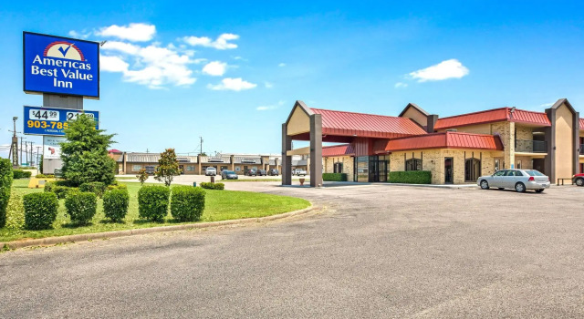 Номер Standard Americas Best Value Inn Paris