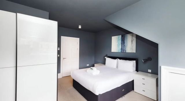 Апартаменты JOIVY Apartments - 5* Central Georgian Apartment (2 Bed)