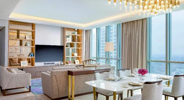 Номер Standard Пентхаус Intercontinental Residence Jakarta Pondok Indah