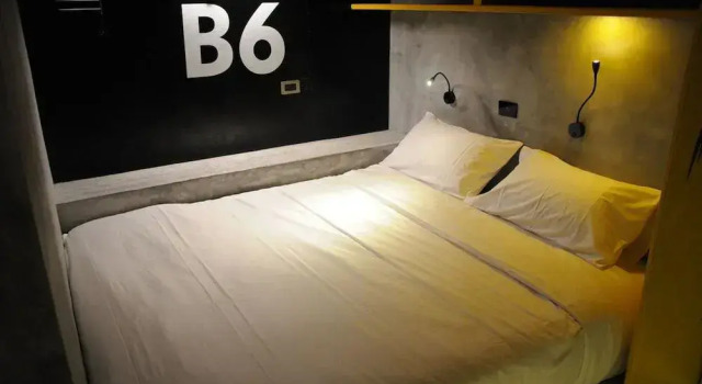 Oasis Hotel-Pods - Adults Only