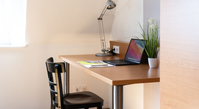 Апартаменты Hotel CampusZwei Komfortable Doppelzimmer & Apartments mit Küche Zentral in Ludwigsburg ideal für Business & Langzeitaufenthalte 24h Check in Kinder bis 14 Jahre übernachten kostenlos