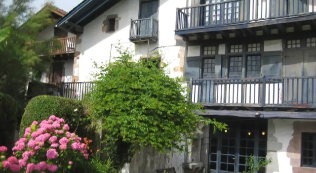 Chambre d'hôtes Ohantzea, Rezervați Hotel Ainhoa French Basque Country