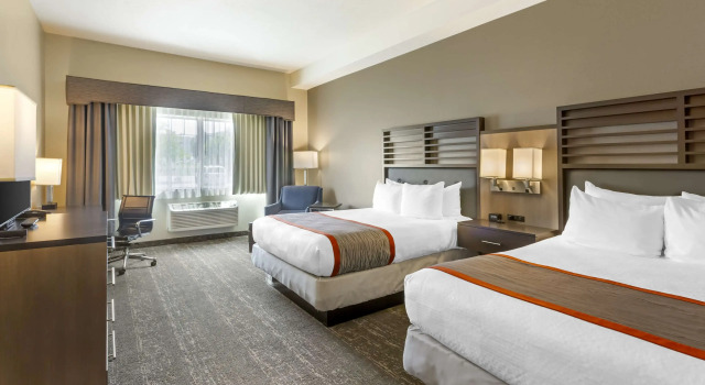Четырёхместный номер Standard Best Western Plus Heber Valley Hotel