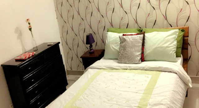Résidence Bimbois, Boek Appartement Hotels in Abidjan met parkeren, Parkeren