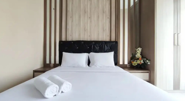 Apartment Comfortable And Modern 1Br Without Living Room At Amartha View Apartment
