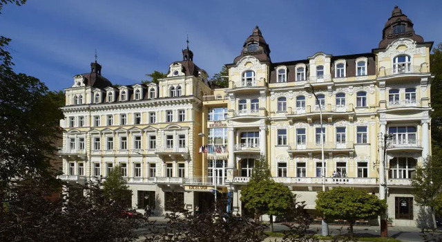 Apartmán Anglická, Забронировать Отель Отели Мареанске-Лазне с парковкой, рядом с Colonnade by the Singing Fountain, Парковка