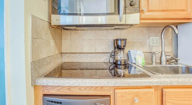 Апартаменты Oceanfront Gem w/ Community Perks in Myrtle Beach